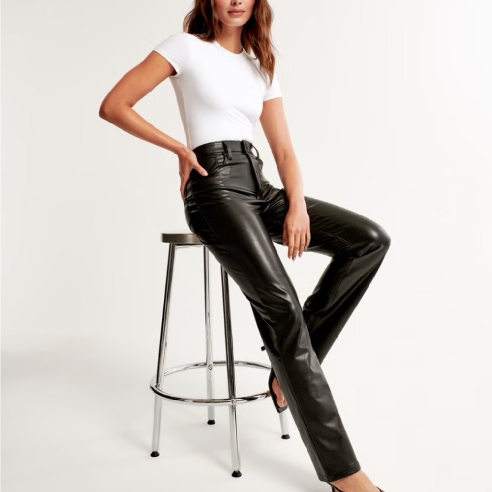 Abercrombie & Fitch Vegan Leather 90s Straight Leg Pant